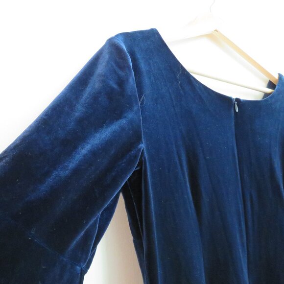 FRANK LYMAN Navy Blue Velvet Morticia Addams Bell Sleeve Dark Whimsigoth Dress - Picture 9 of 10